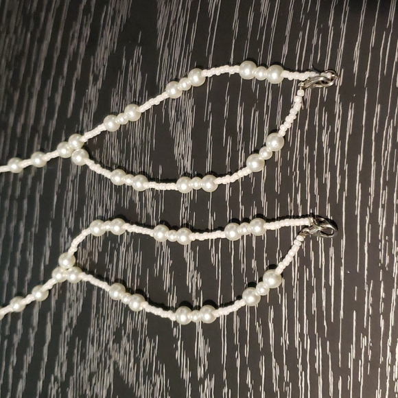 2 Beach Anklets - Picture 4 of 5